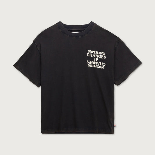 Nothing changes tee Black